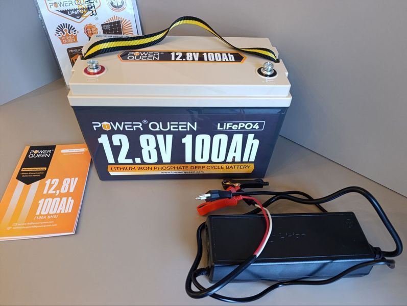 Комплект акумулятор LiFePO4 Power Queen 12V 100Ah та зарядний пристрій 14.6v 20a 2442170499 фото